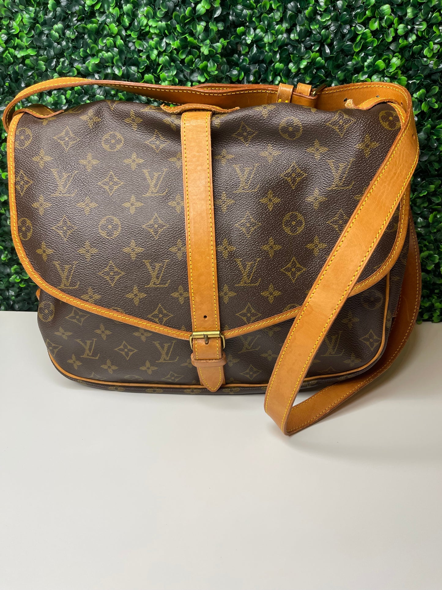 Louis Vuitton Monogram Saumur 35