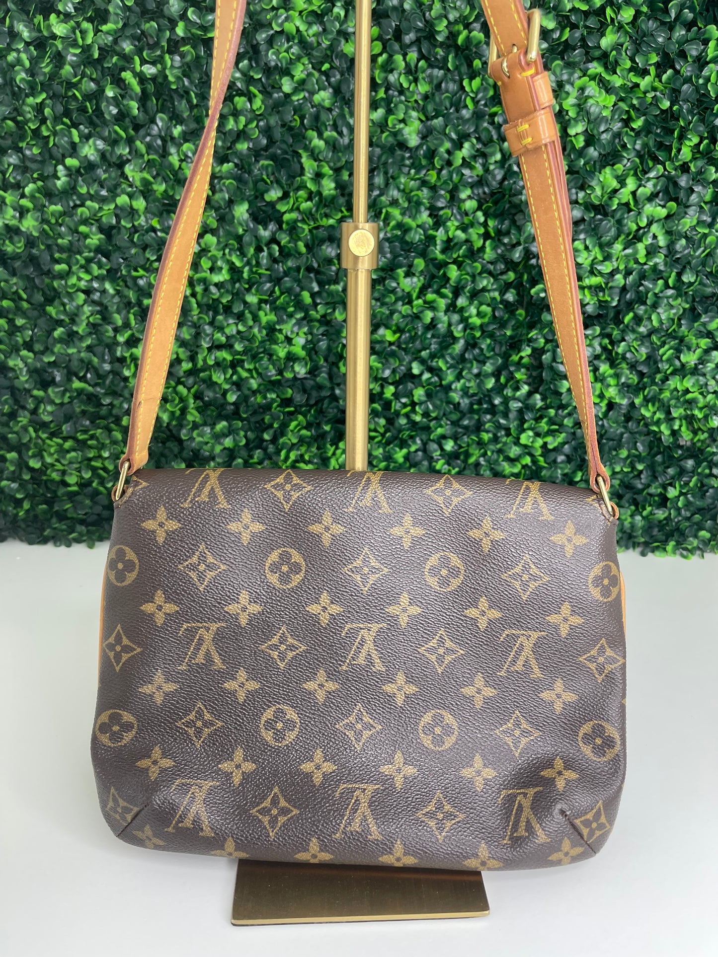 Louis Vuitton Musette Tango Handbag Monogram Canvas