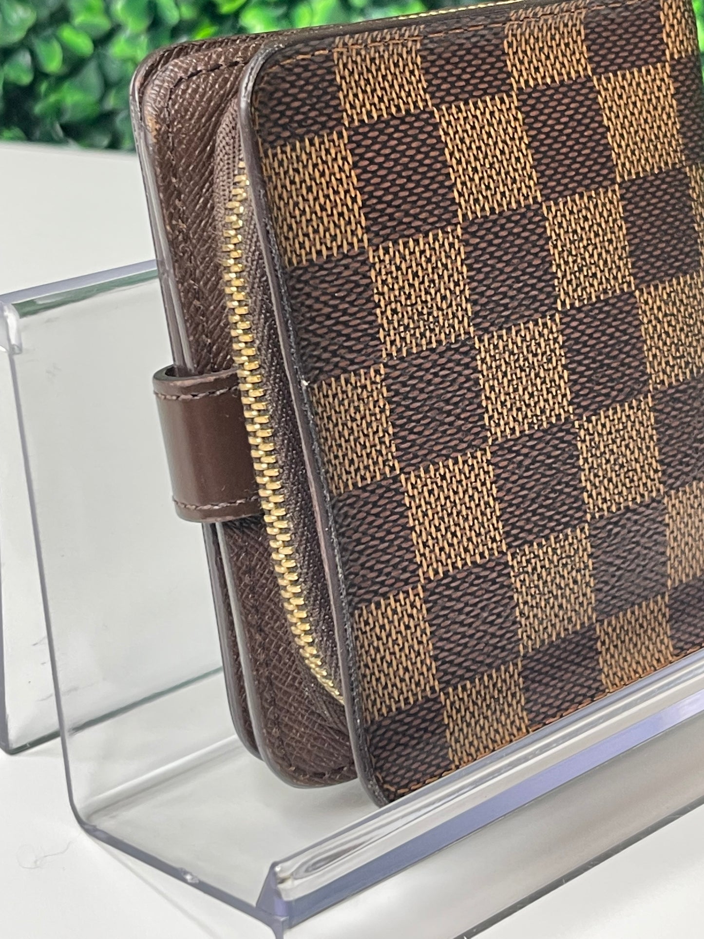 Louis Vuitton Compact Zipper Bifold Wallet Damier Ebene