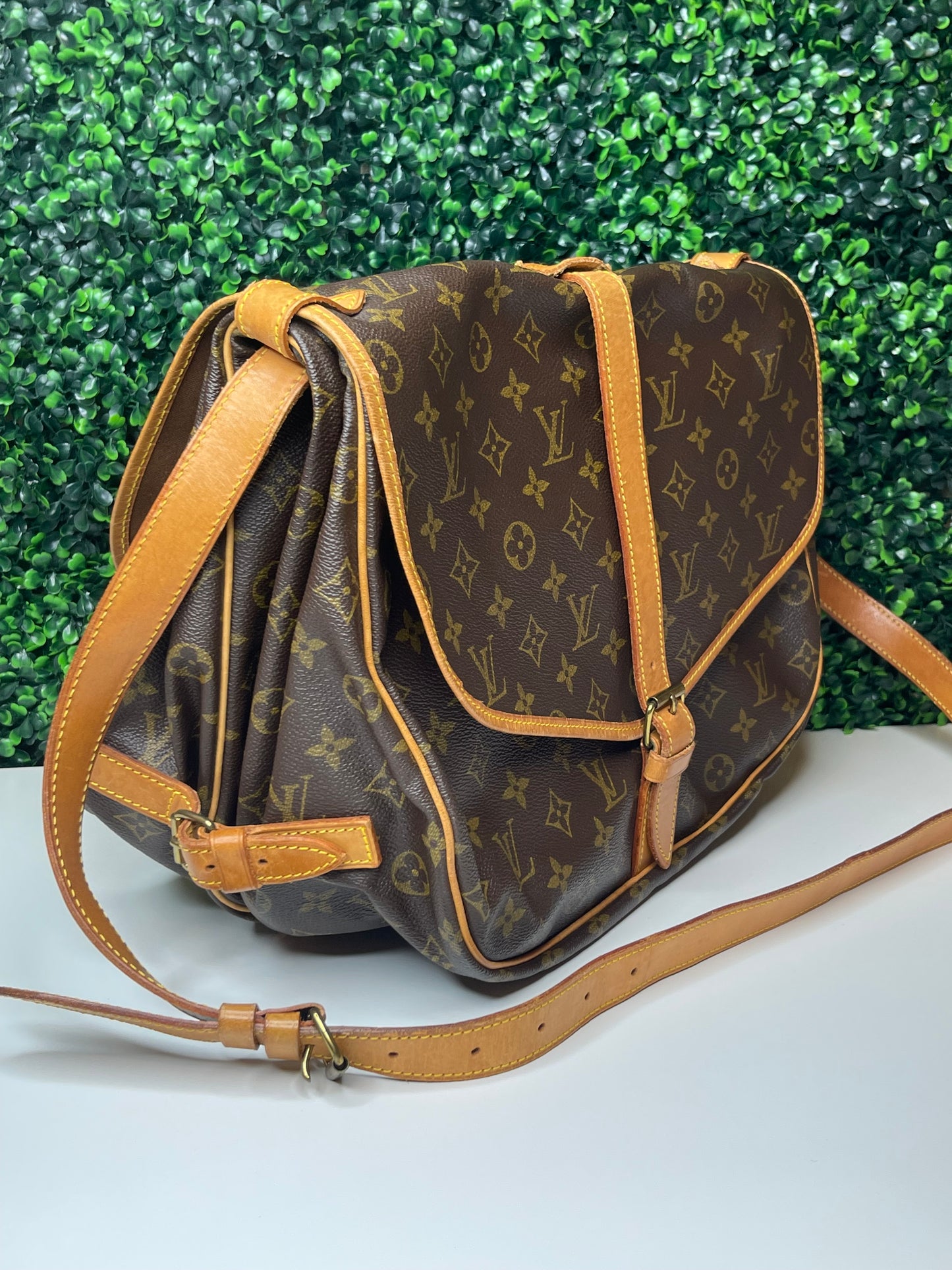 Louis Vuitton Monogram Saumur 35