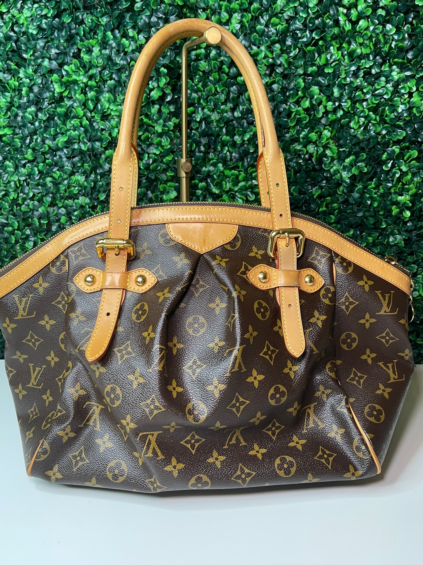 Louis Vuitton Monogram Tivoli GM