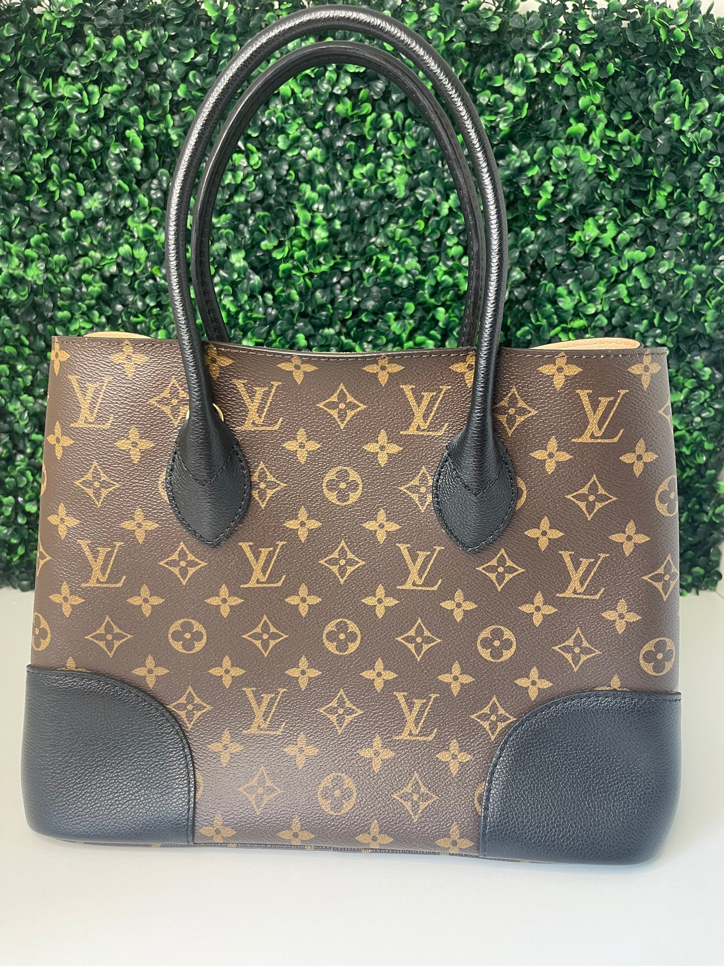 Louis Vuitton Monogram Flandrin