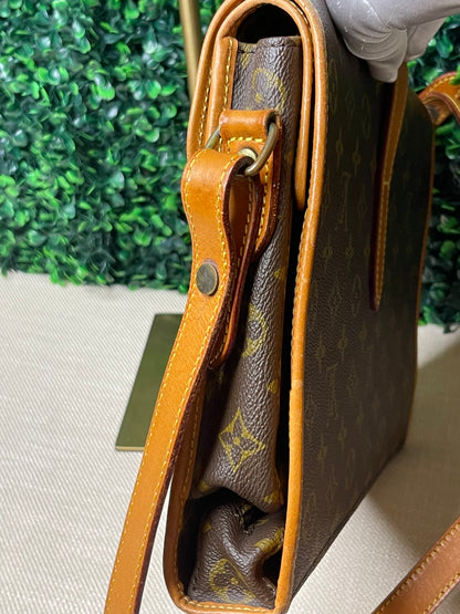 RARE! Louis Vuitton Monogram Portable Serviette Organizer Crossbody