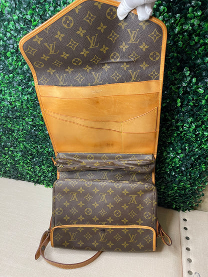 RARE! Louis Vuitton Monogram Portable Serviette Organizer Crossbody