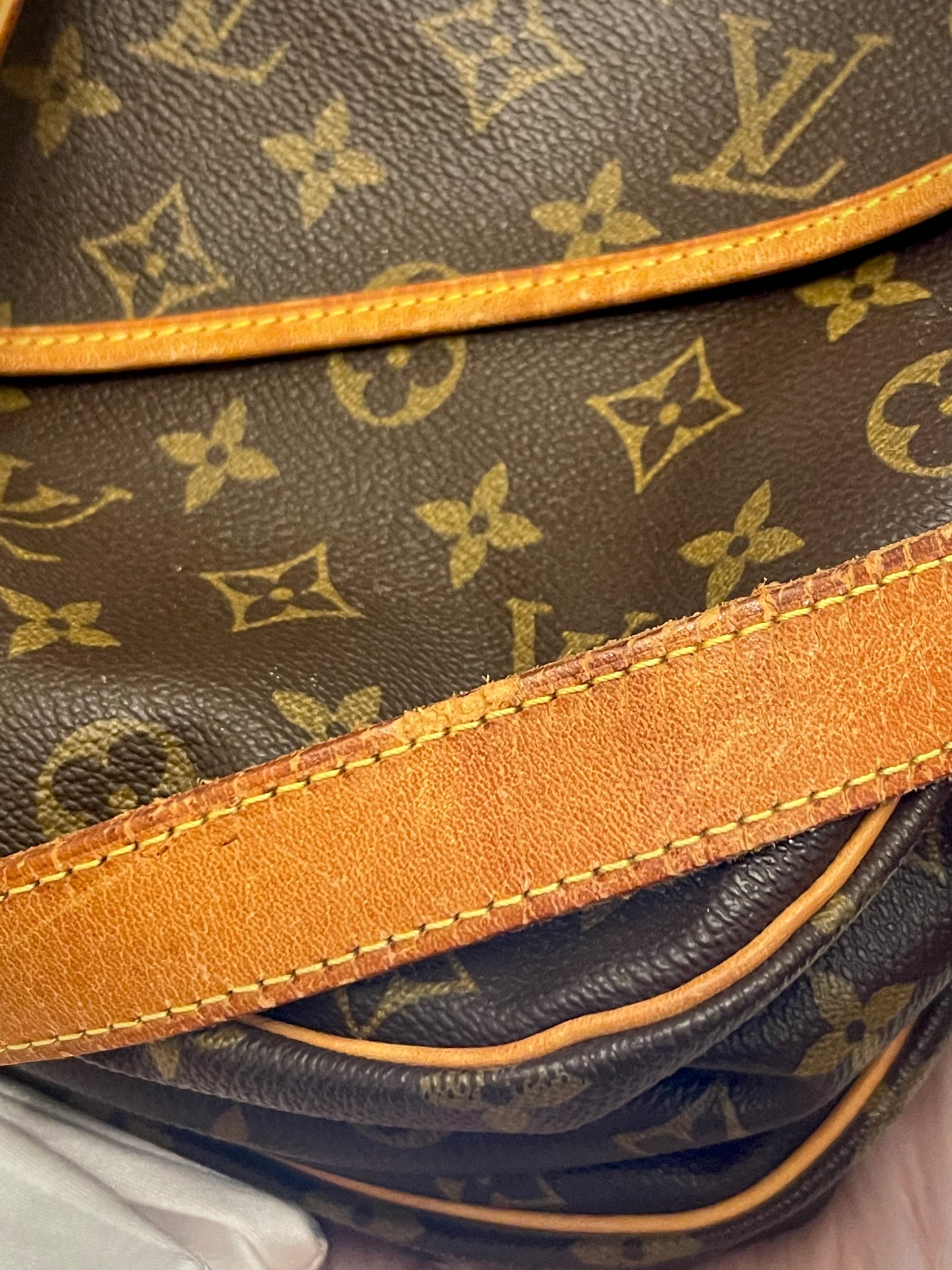 Louis Vuitton Monogram Saumur 35