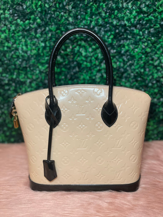 Louis Vuitton Beige/Black Vernis Lockit Handbag