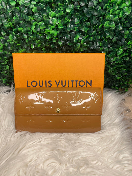 Louis Vuitton Vernis Sarah Long Wallet