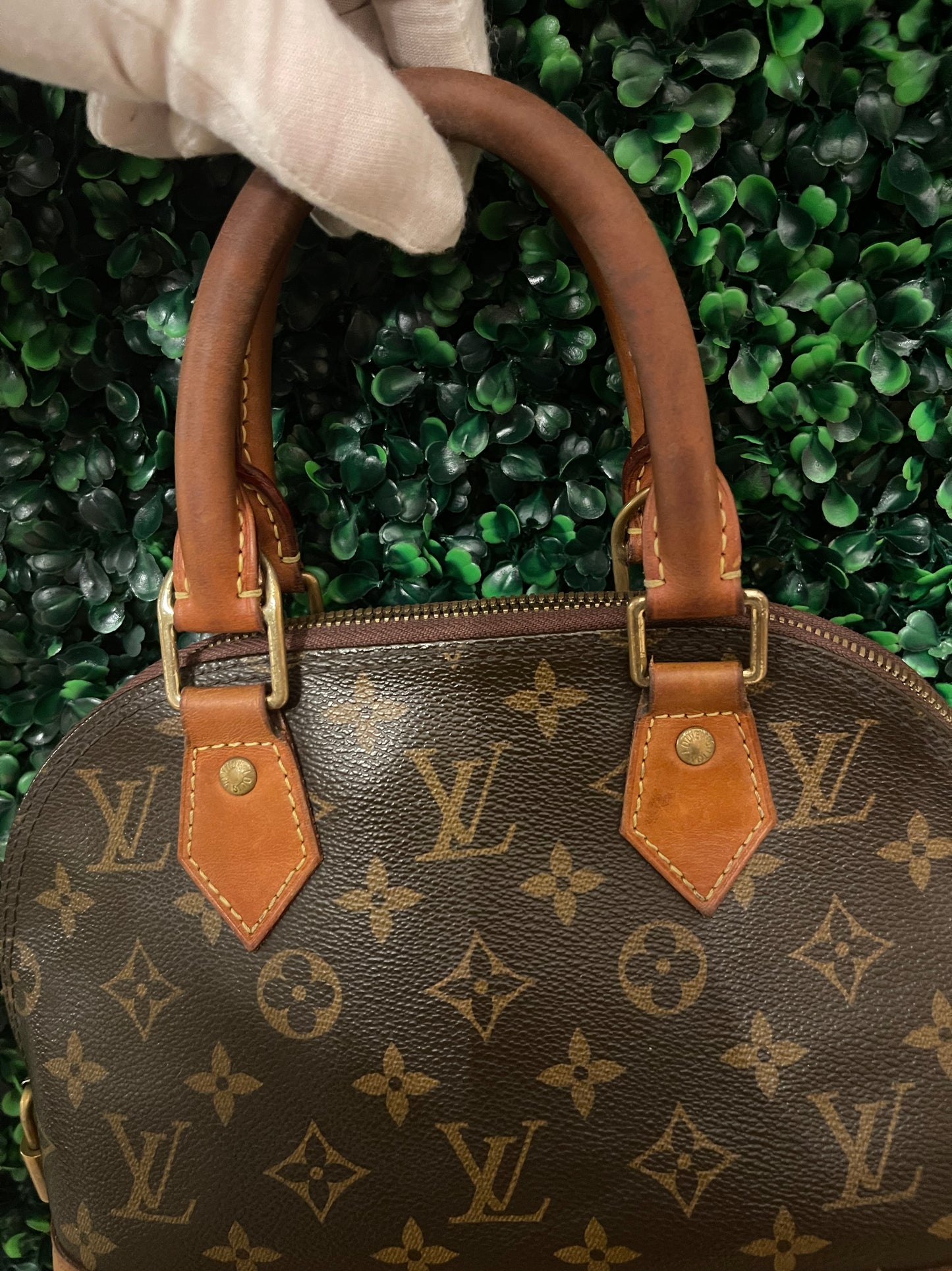 Louis Vuitton Monogram Alma BB